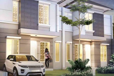 HAYFIELD in Balikpapan, Indonesia No. 2220 6