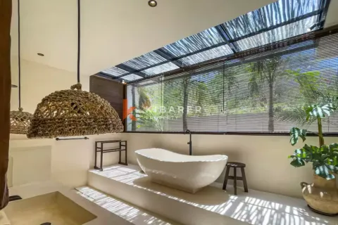 3 bedrooms Villa in South Kuta, Badung, Indonesia No. 12032 15