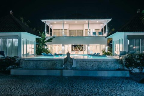 9 bedrooms Villa in Gili Trawangan, Gili Indah, North Lombok, Indonesia No. 7855 6