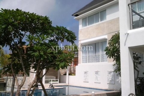 4 bedrooms Villa in South Kuta, Badung, Indonesia No. 7969 18