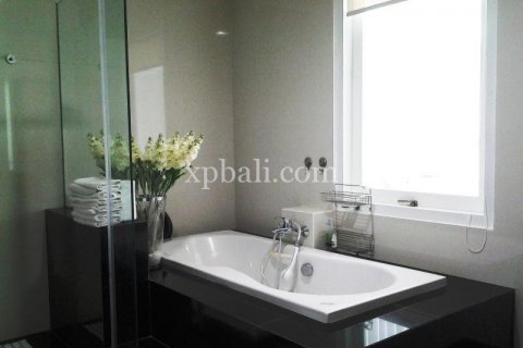 4 bedrooms Villa in South Kuta, Badung, Indonesia No. 7969 6