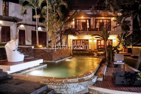 8 bedrooms Villa in Tampaksiring, Gianyar, Indonesia No. 7964
