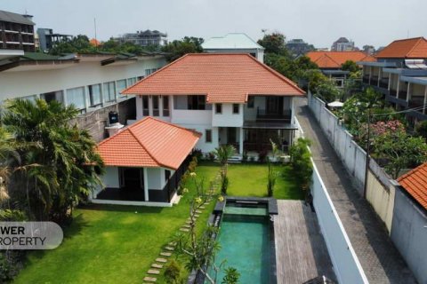 5 bedrooms Villa in Seminyak, Badung, Indonesia No. 8687 3