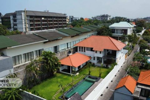 5 bedrooms Villa in Seminyak, Badung, Indonesia No. 8687 7