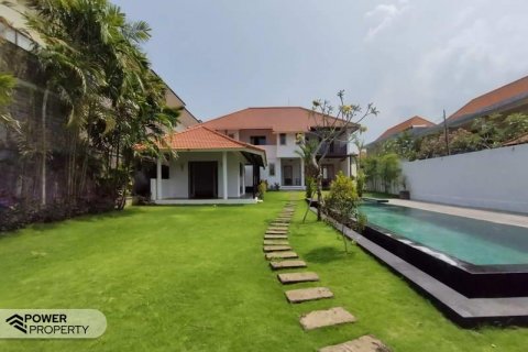 5 bedrooms Villa in Seminyak, Badung, Indonesia No. 8687 9