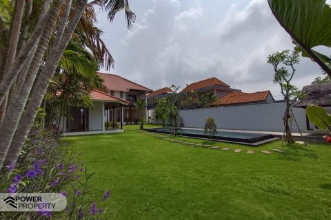5 bedrooms Villa in Seminyak, Badung, Indonesia No. 8687 5
