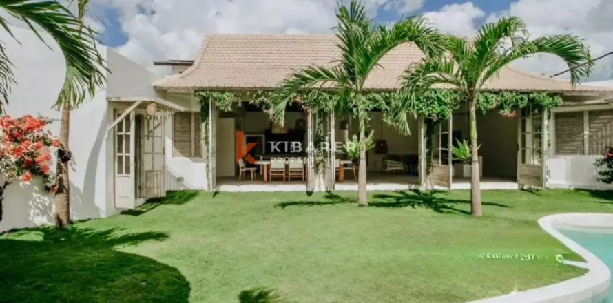 4 bedrooms Villa in Badung, Indonesia No. 13184