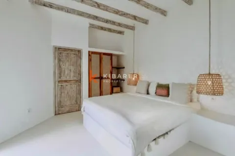 4 bedrooms Villa in Badung, Indonesia No. 13184 5