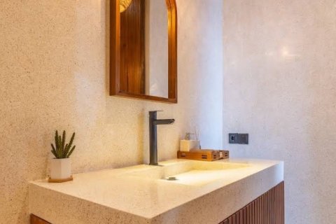 270m2 Villa in Seminyak, Badung, Indonesia No. 9670 24