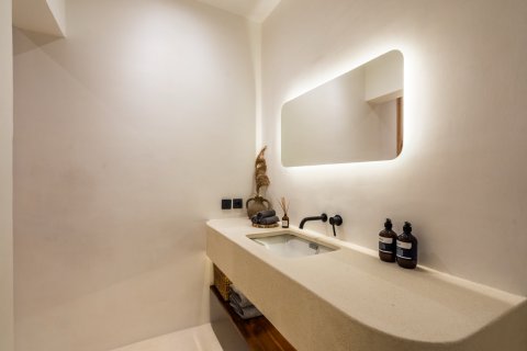 102m2 Villa in Denpasar, Indonesia No. 9671 18