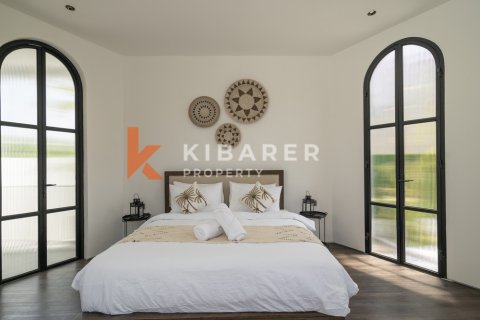 3 bedrooms Villa in Tibubeneng, Badung, Indonesia No. 12041 14
