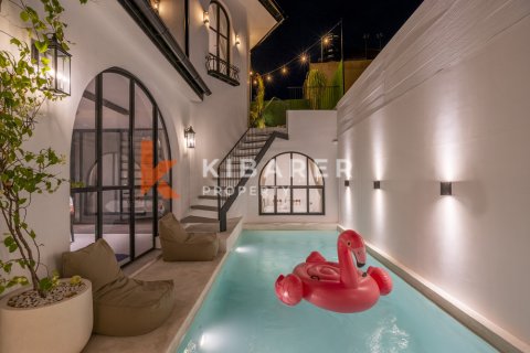 3 bedrooms Villa in Tibubeneng, Badung, Indonesia No. 12041