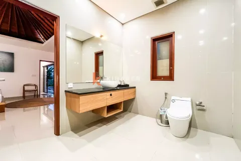 3 bedrooms Villa in Tibubeneng, Badung, Indonesia No. 12044 17