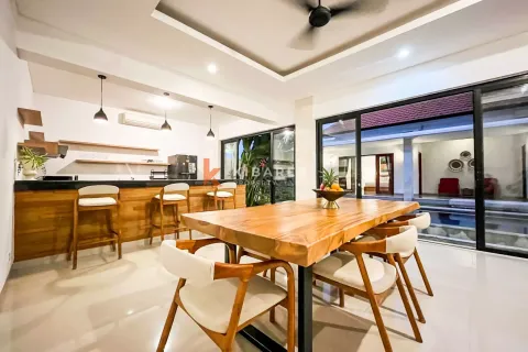 3 bedrooms Villa in Tibubeneng, Badung, Indonesia No. 12044 6