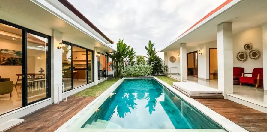 3 bedrooms Villa in Tibubeneng, Badung, Indonesia No. 12044