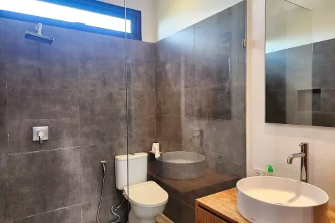 4 bedrooms Villa in Canggu, Badung, Indonesia No. 10636 25