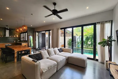 4 bedrooms Villa in Canggu, Badung, Indonesia No. 10636 8