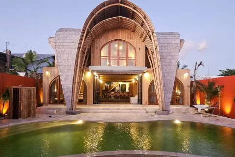 6 bedrooms Villa in Legian, Kuta, Badung, Indonesia No. 10634