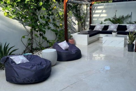 3 bedrooms Villa in Tampaksiring, Gianyar, Indonesia No. 9470 2