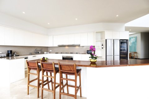 6 bedrooms Villa in South Kuta, Badung, Indonesia No. 966 6