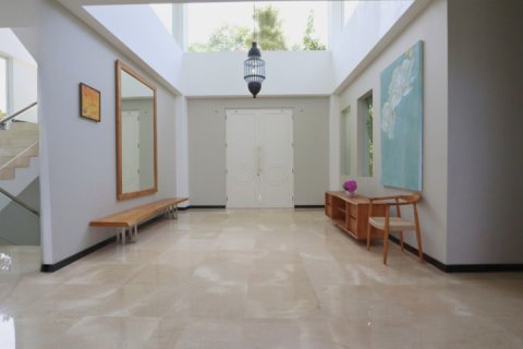 6 bedrooms Villa in South Kuta, Badung, Indonesia No. 966 10