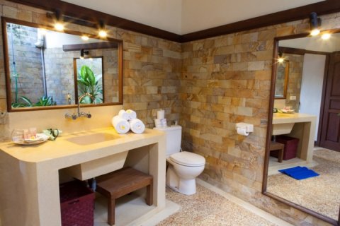4 bedrooms Villa in Seminyak, Badung, Indonesia No. 961 10