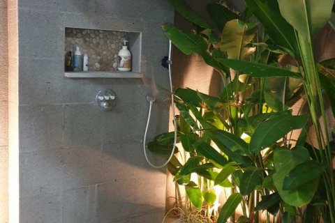 3 bedrooms Villa in Kerobokan, Badung, Indonesia No. 7792 5