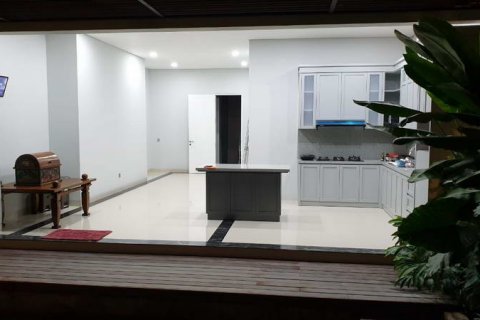 3 bedrooms Villa in Kerobokan, Badung, Indonesia No. 7792 6