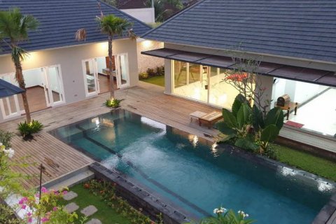 3 bedrooms Villa in Kerobokan, Badung, Indonesia No. 7792
