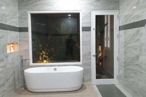 3 bedrooms Villa in Kerobokan, Badung, Indonesia No. 7792 2