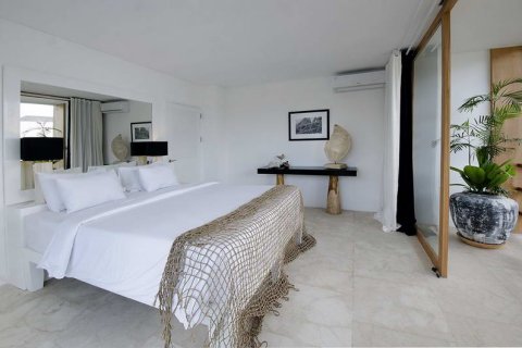 5 bedrooms Villa in Pererenan, Mengwi, Badung, Indonesia No. 7798 19