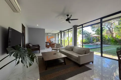 3 bedrooms Villa in Badung, Indonesia No. 11799 6