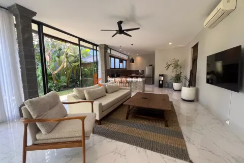 3 bedrooms Villa in Badung, Indonesia No. 11799 17