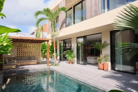 4 bedrooms Villa in Badung, Indonesia No. 11795