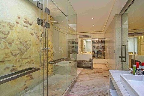 6 bedrooms Villa in Gianyar, Indonesia No. 1843 3