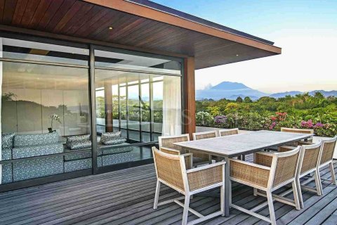 6 bedrooms Villa in Gianyar, Indonesia No. 1843 8