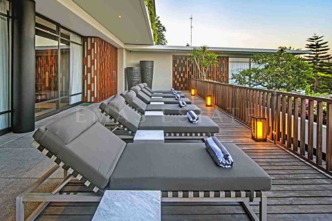 6 bedrooms Villa in Gianyar, Indonesia No. 1843 12