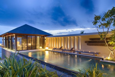 4 bedrooms Villa in South Kuta, Badung, Indonesia No. 660