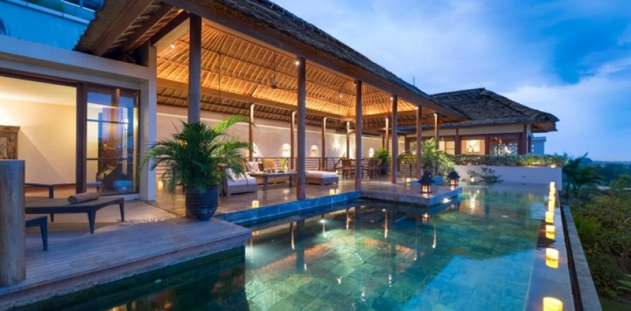 8 bedrooms Villa in South Kuta, Badung, Indonesia No. 656