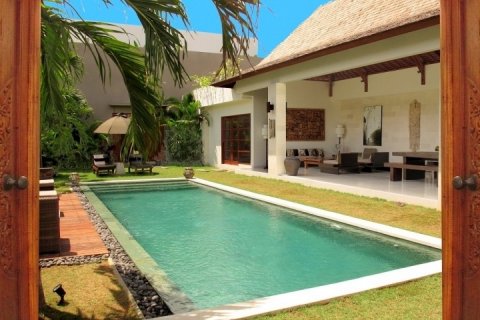 8 bedrooms Villa in Seminyak, Badung, Indonesia No. 655 4