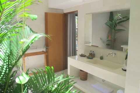 8 bedrooms Villa in Seminyak, Badung, Indonesia No. 655 8