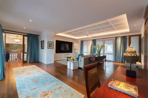 6 bedrooms Villa in Seminyak, Badung, Indonesia No. 657 10