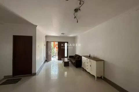 4 bedrooms Villa in Denpasar, Indonesia No. 12519