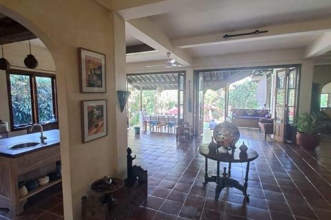 4 bedrooms Villa in Canggu, Badung, Indonesia No. 7685 15