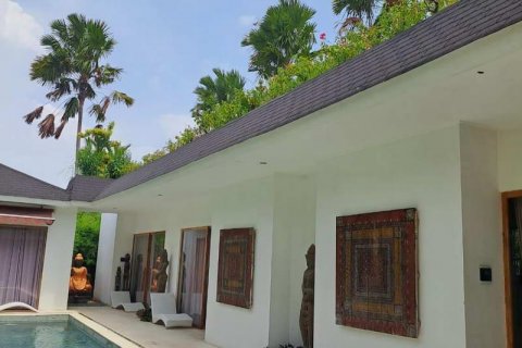 5 bedrooms Villa in Canggu, Badung, Indonesia No. 7688 5