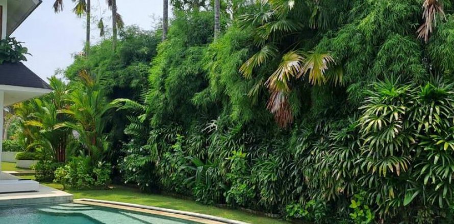 5 bedrooms Villa in Canggu, Badung, Indonesia No. 7688