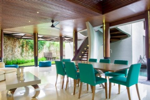 3 bedrooms Villa in Seminyak, Badung, Indonesia No. 1322 7