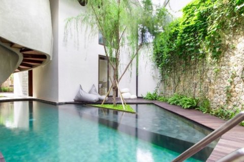 3 bedrooms Villa in Seminyak, Badung, Indonesia No. 1322