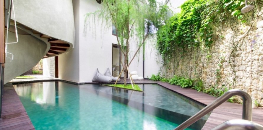 3 bedrooms Villa in Seminyak, Badung, Indonesia No. 1322