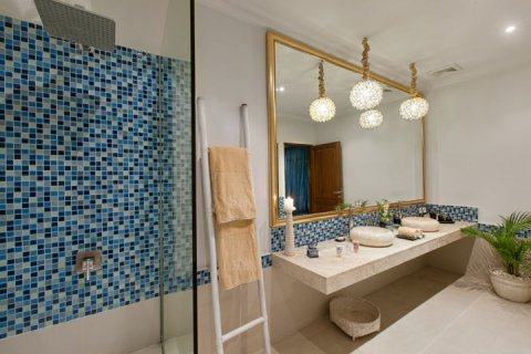 Вилла с 2 спальнями в Seminyak, Бадунг, Индонезия № 1323 11